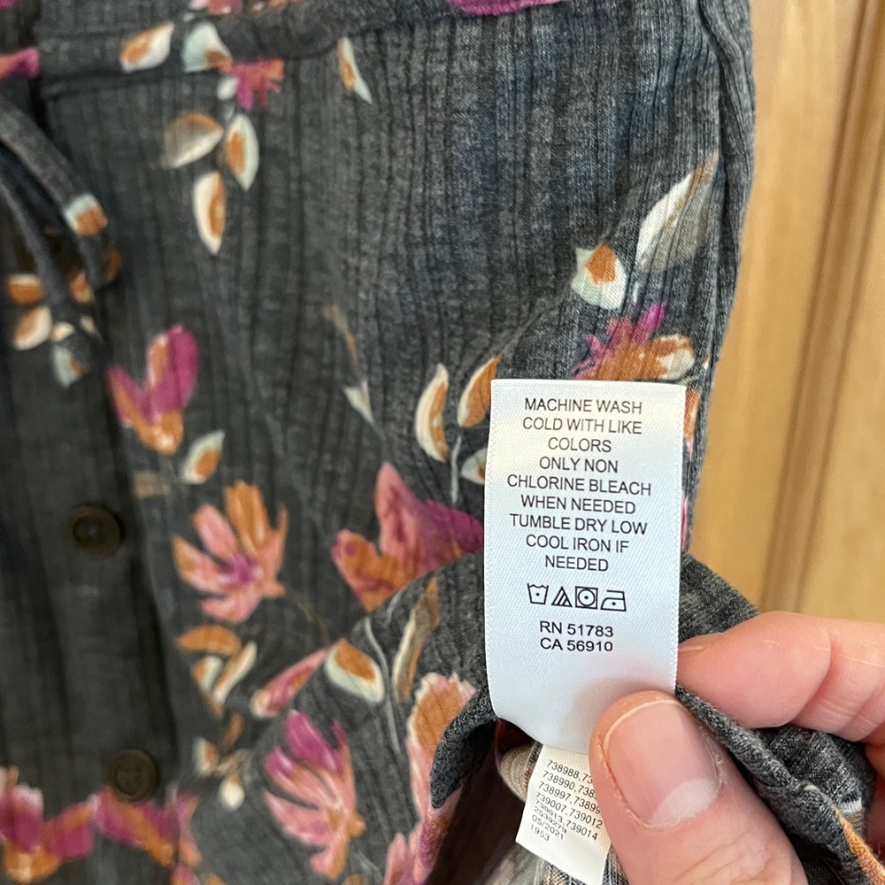 Maurices - Floral Camisole Tank Top - Gray & Pink - Small - Picture 5 of 6